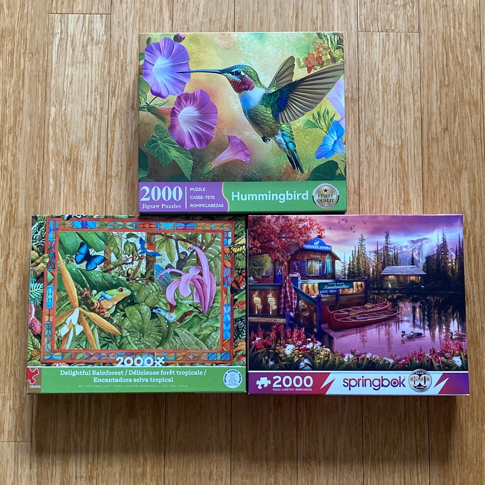 Colorful 2000-Piece Puzzle Set
